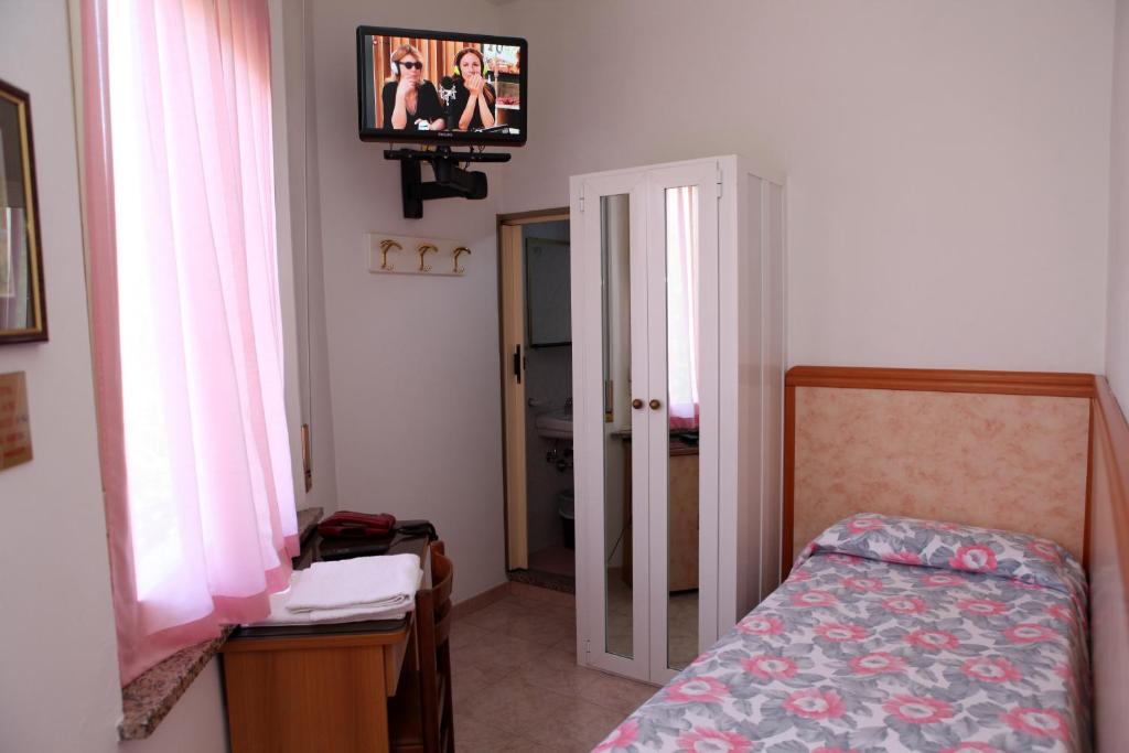 Hotel Parigi Rimini Phòng bức ảnh