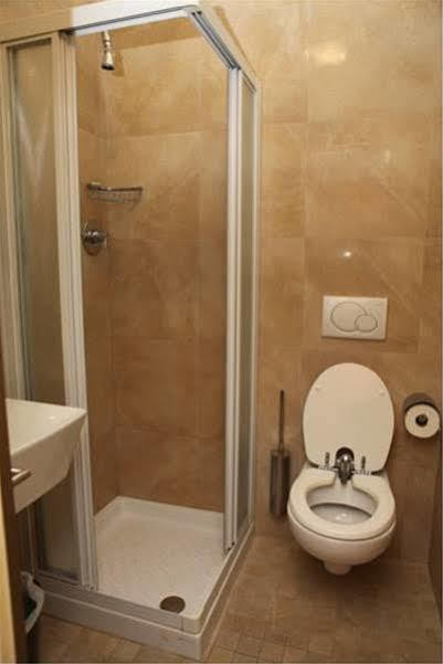 Hotel Parigi Rimini Ngoại thất bức ảnh